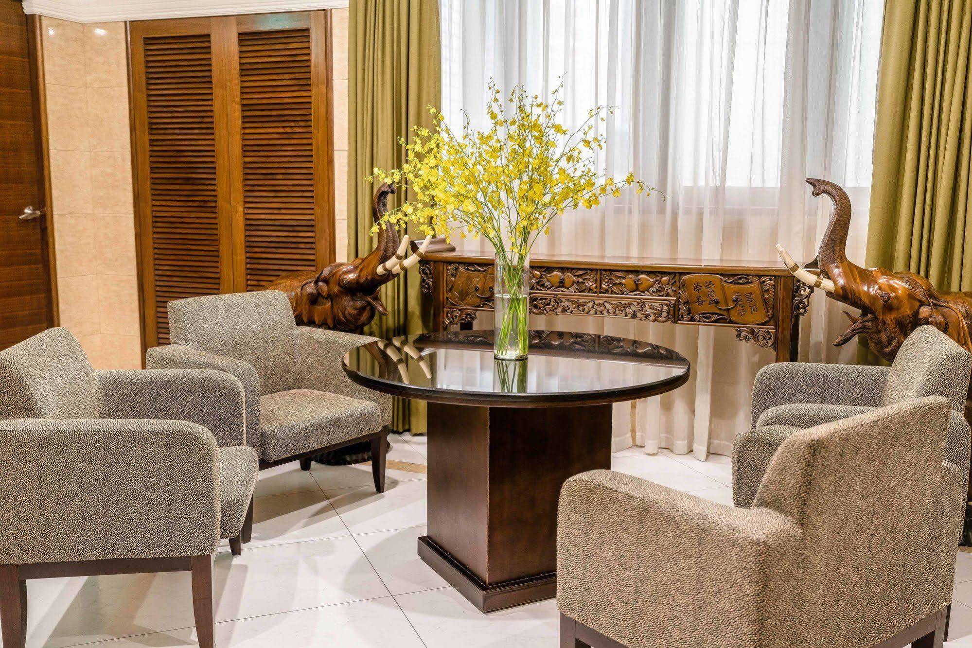 Fullon Poshtel Jhongli Hotel Чжунли Екстериор снимка